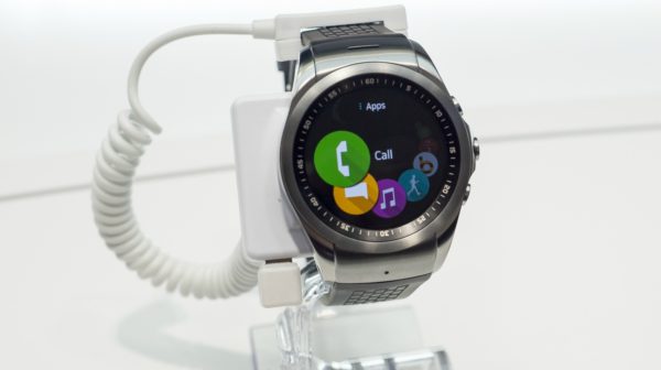 LG Watch Urban at LG Stand | Benefits Of The LG Smart Watch | lg smart watch | lg smart watches price | Featured