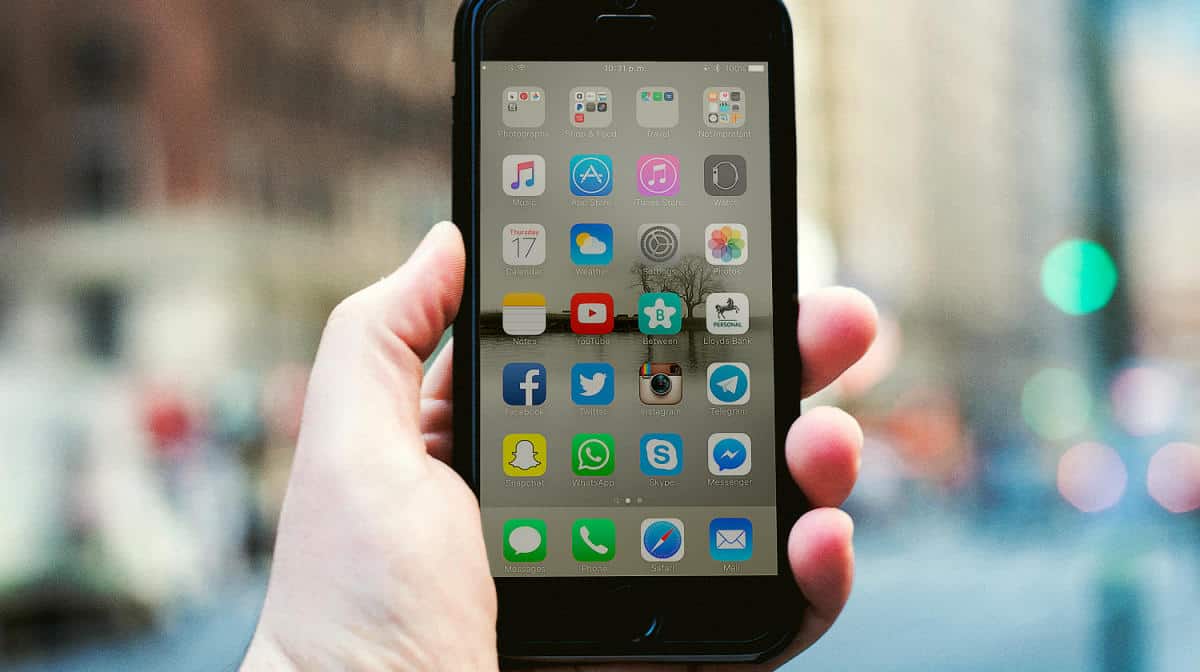 10 Helpful iPhone Apps for First Time Users | Best iOS Apps To Download Now