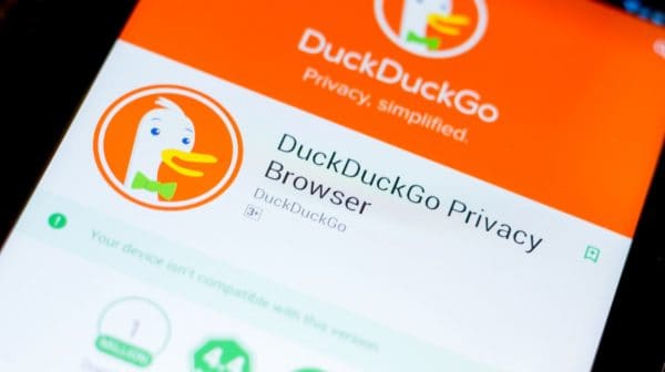 Duckduckgo Privacy Browser mobile app | Is Duckduckgo Safe? Why Switch To This New Search Engine | FEATURED